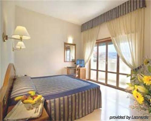 Hotel Astura Palace